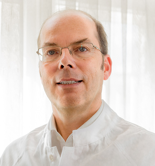 Dr. Andreas Turzynski